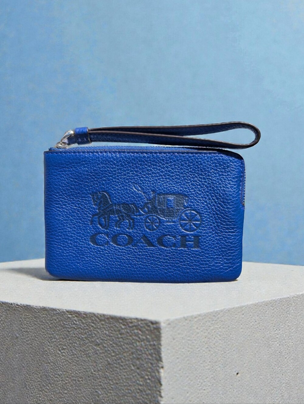 Coach Corner Zip Horse & Carriage Embossed Wristlet - Vivid Blue - NWT